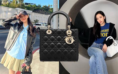 kpop idols wearing dior necklace|jisoo Dior bag.